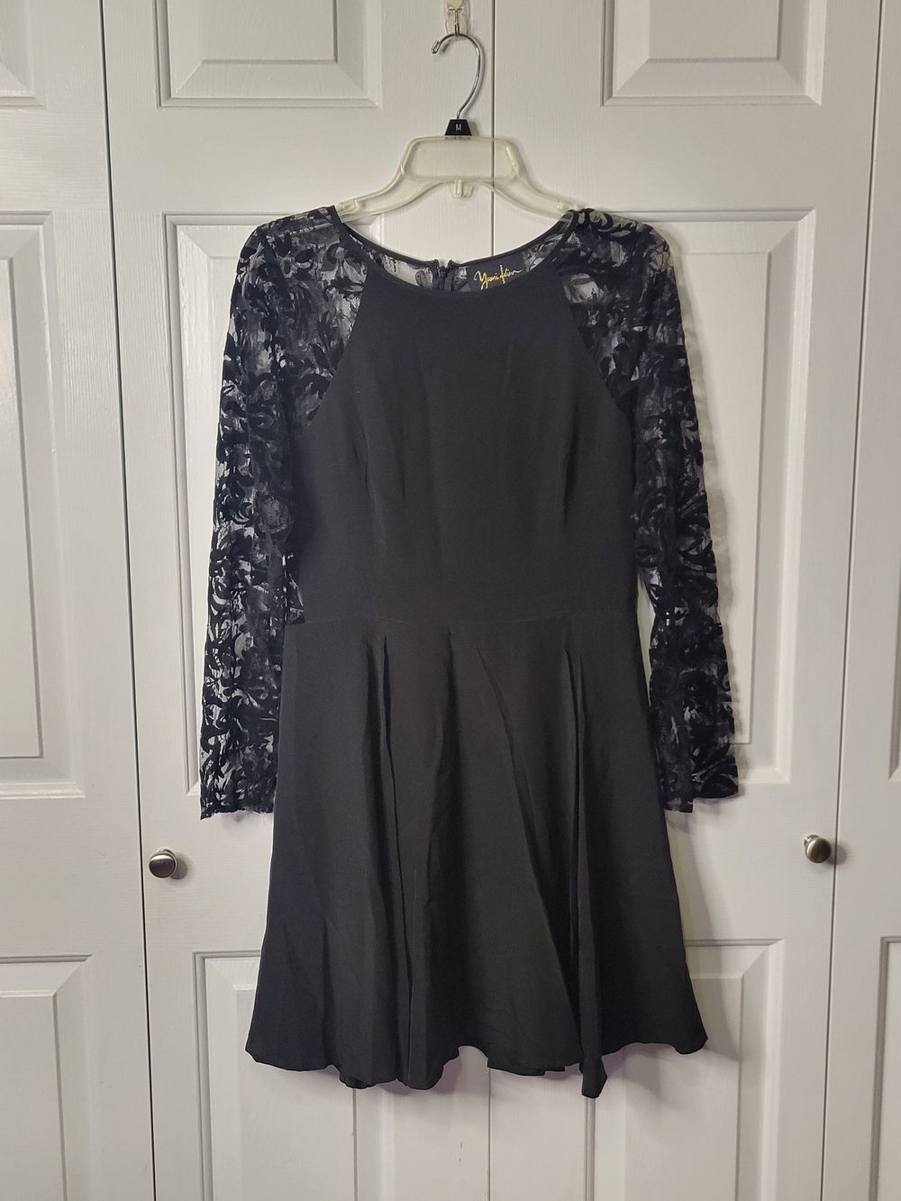 Yumi kim dress large L black lace pleated a line knee length Tea Party Formal